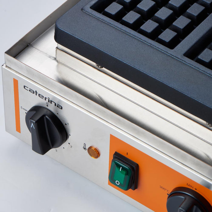 Waffeleiesen CATERINA, antihaftbeschichtete Platte, 320x380x240 mm, 1,5 kW 230 V